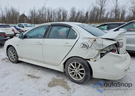 2016 Mitsubishi Lancer Es z USA, uszkodzony, nr VIN JA32U2FU8GU009940
